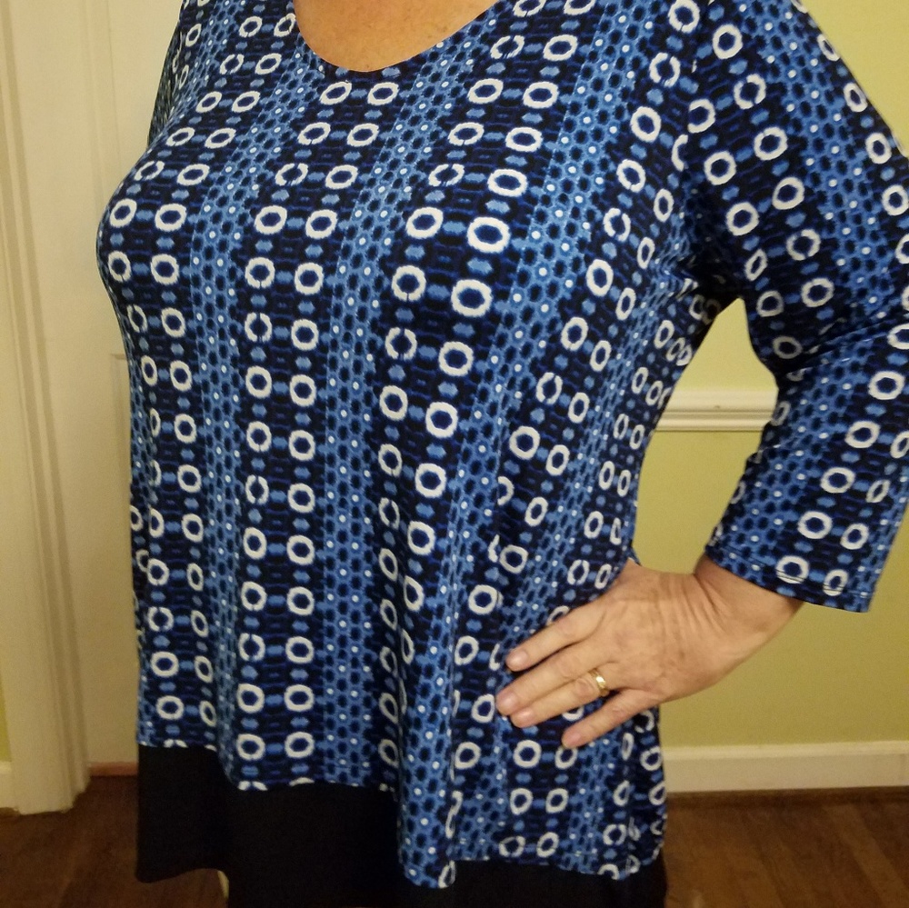 Blue print tunic with asymmetrical hem